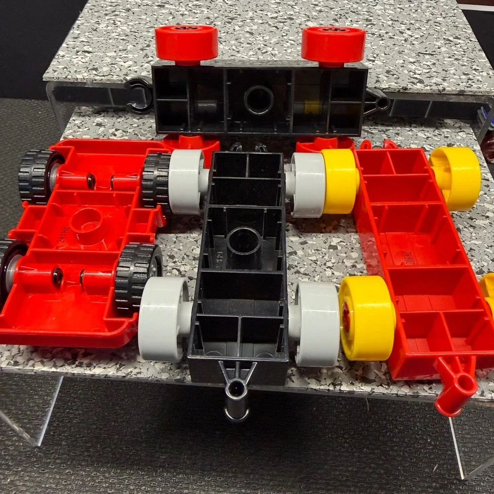 LEGO Duplo Vehicle Base Chassis Lot 4pc Red Black Rolling Car Train Parts 2011